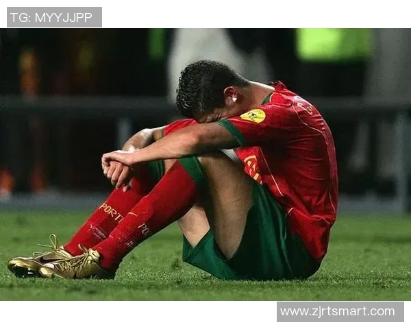 C罗传奇之路：他在足球场上的号码背后故事与意义